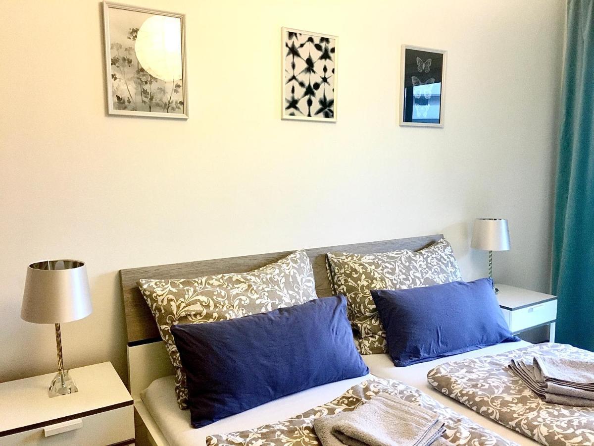 2 Bedroom Apartment Next To Metro U1 And Garage Parking Wenen Buitenkant foto